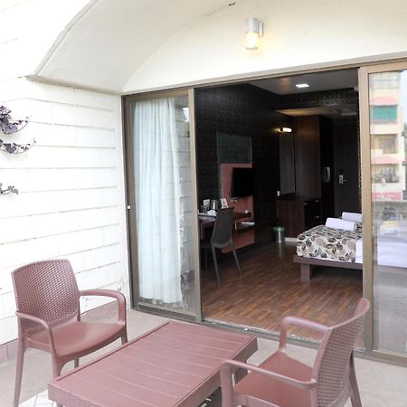 אאורנגבד Hotel Pearls מראה חיצוני תמונה