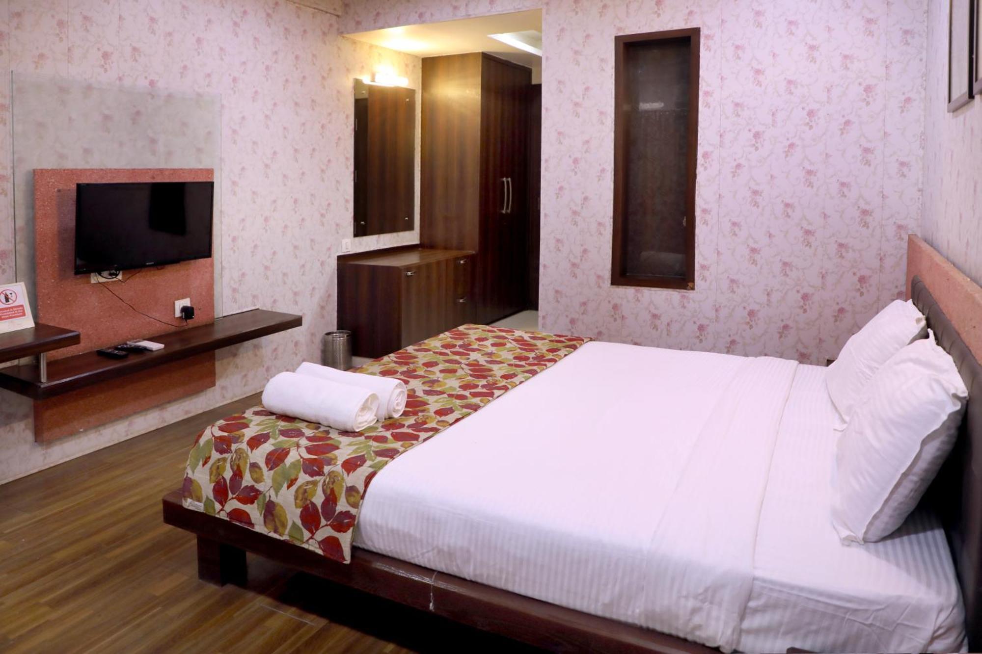 אאורנגבד Hotel Pearls מראה חיצוני תמונה