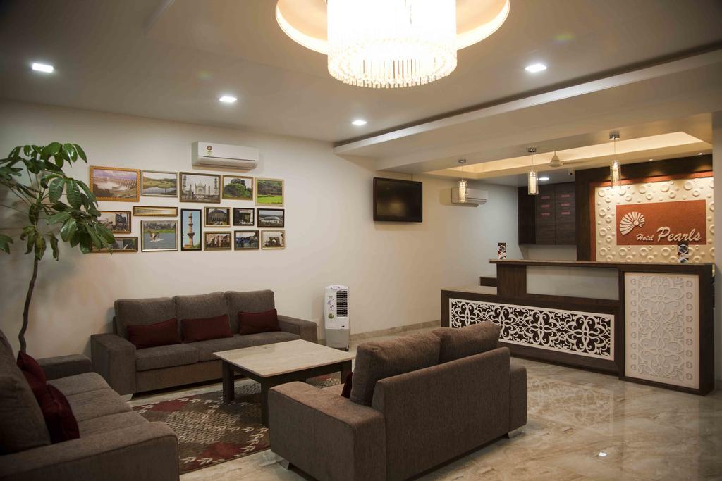 אאורנגבד Hotel Pearls מראה חיצוני תמונה